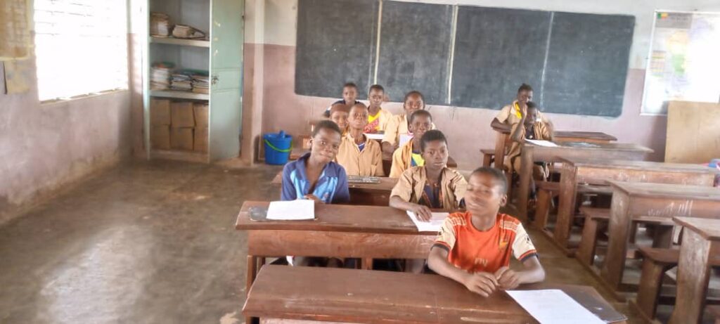 Association humanitaire solidarité international - sens de la vie - Benin - projet de renforcement des capacités des candidats aux examens scolaires - 2023
